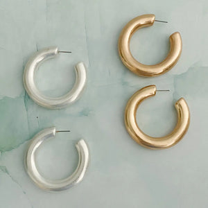 Round and Smooth Large Hoop Earrings